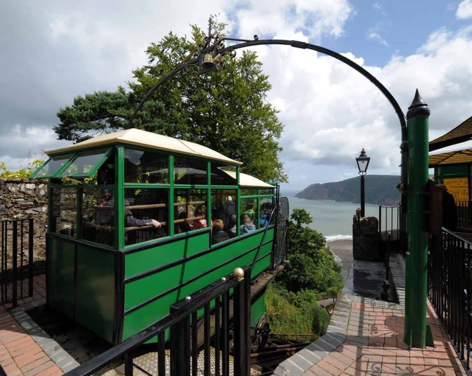 lynton lynmouth cliff railway  0