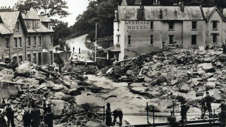 the lynmouth flood disaster 1 1582059590