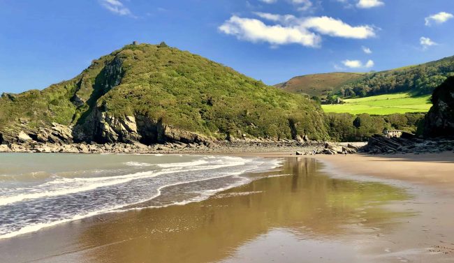 Lynton Lynmouth Lee Bay Beach Summer