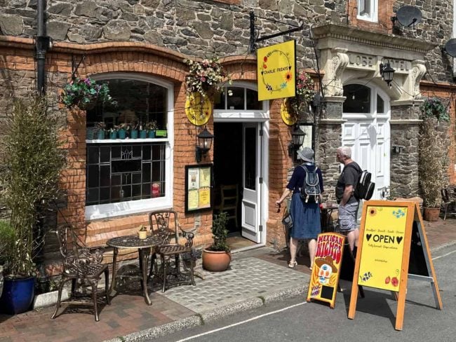 charlie fridays lynton coffee shop